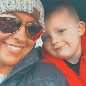 Meet your Posher, Deb